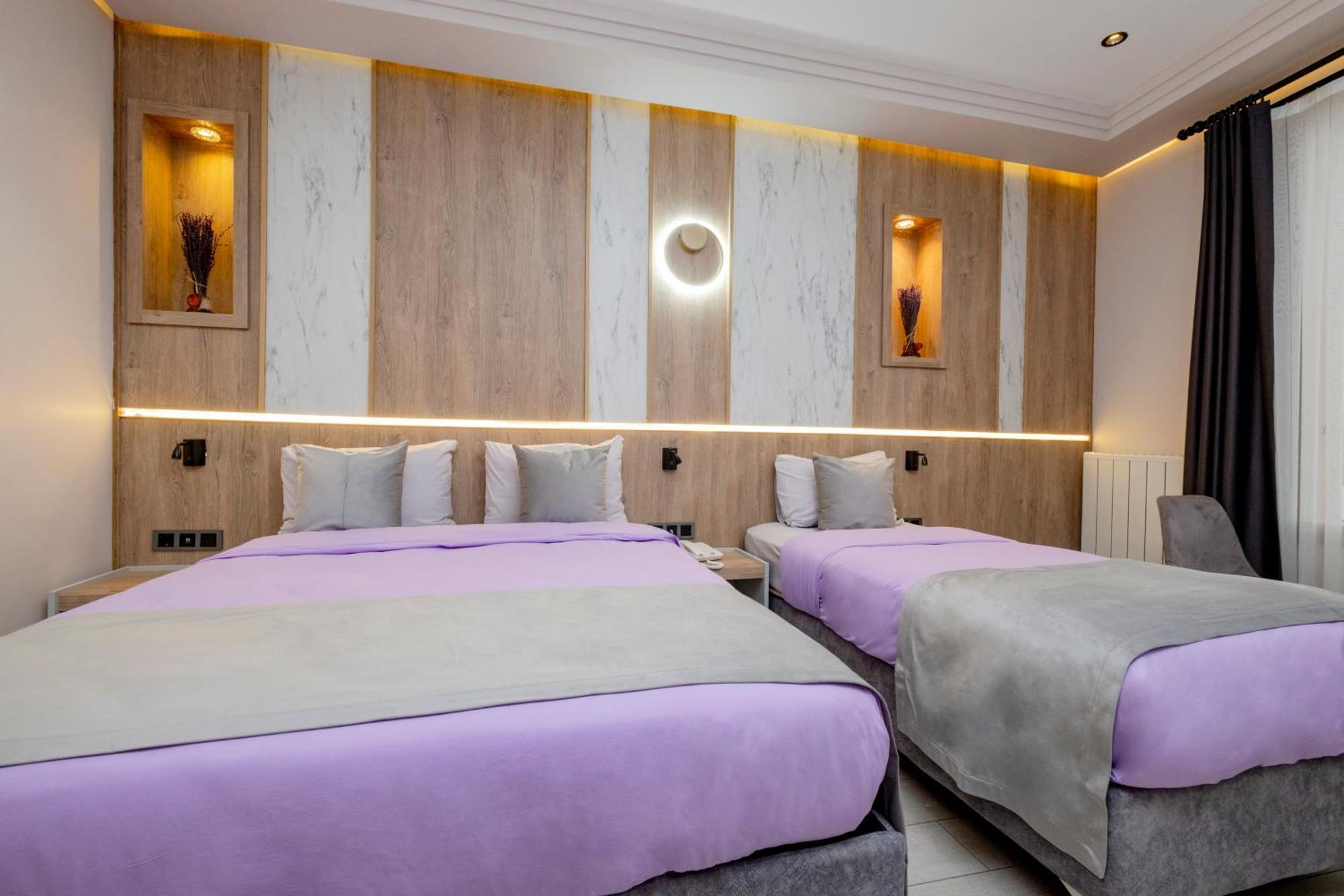 Lavender Airport Hotel Arnavutkoy ภายนอก รูปภาพ