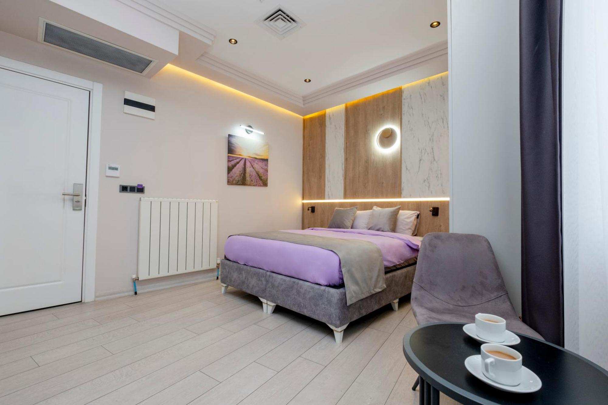 Lavender Airport Hotel Arnavutkoy ภายนอก รูปภาพ
