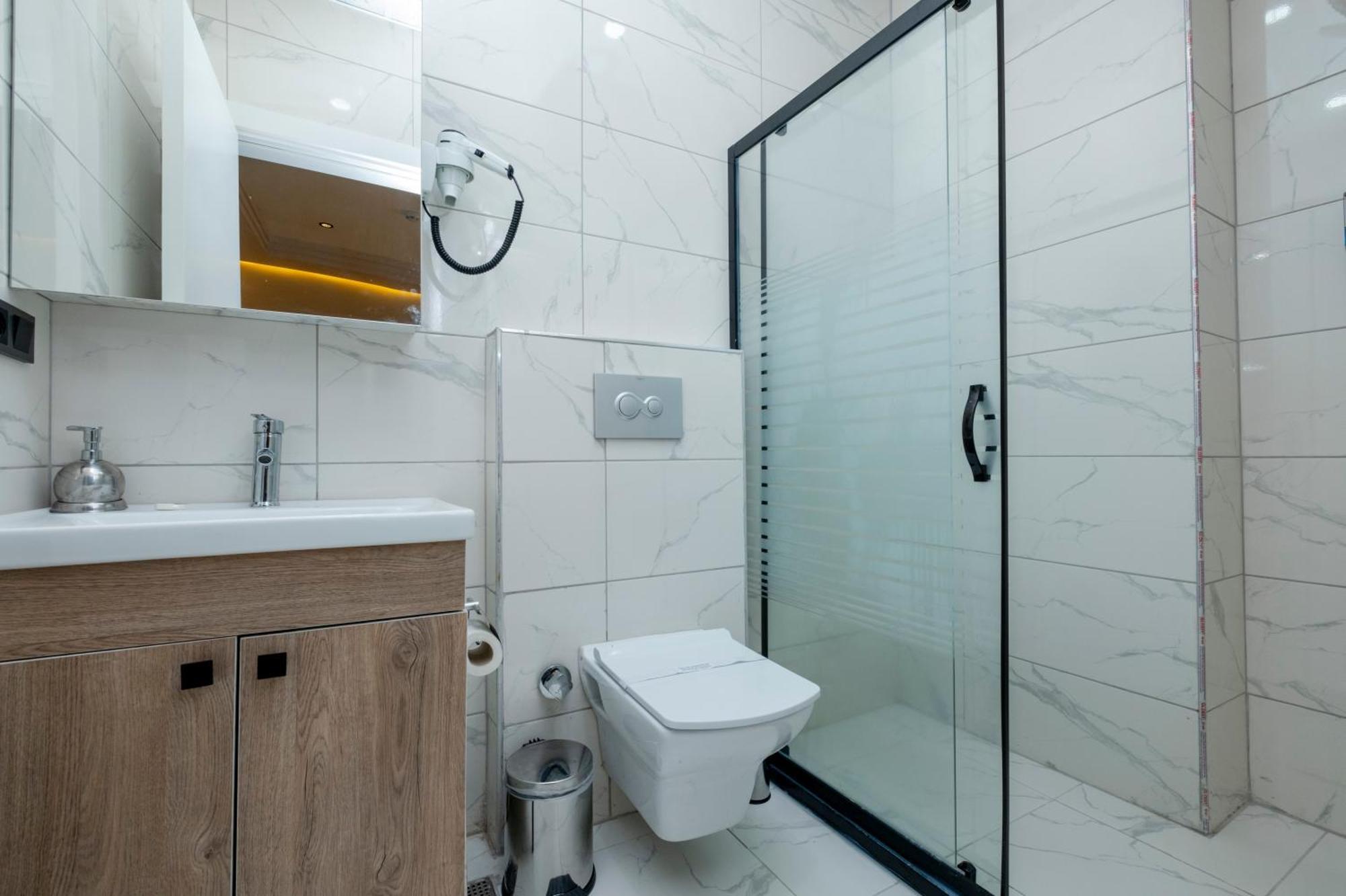 Lavender Airport Hotel Arnavutkoy ภายนอก รูปภาพ