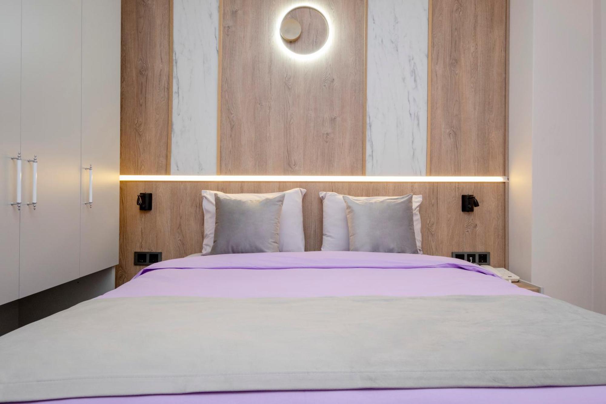 Lavender Airport Hotel Arnavutkoy ภายนอก รูปภาพ