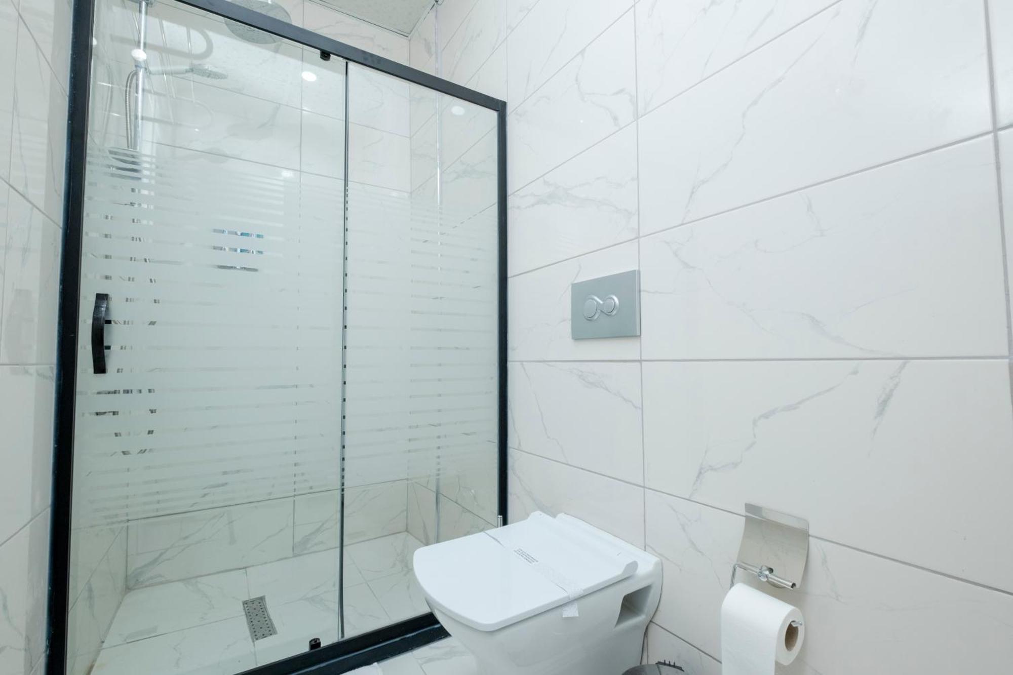 Lavender Airport Hotel Arnavutkoy ภายนอก รูปภาพ