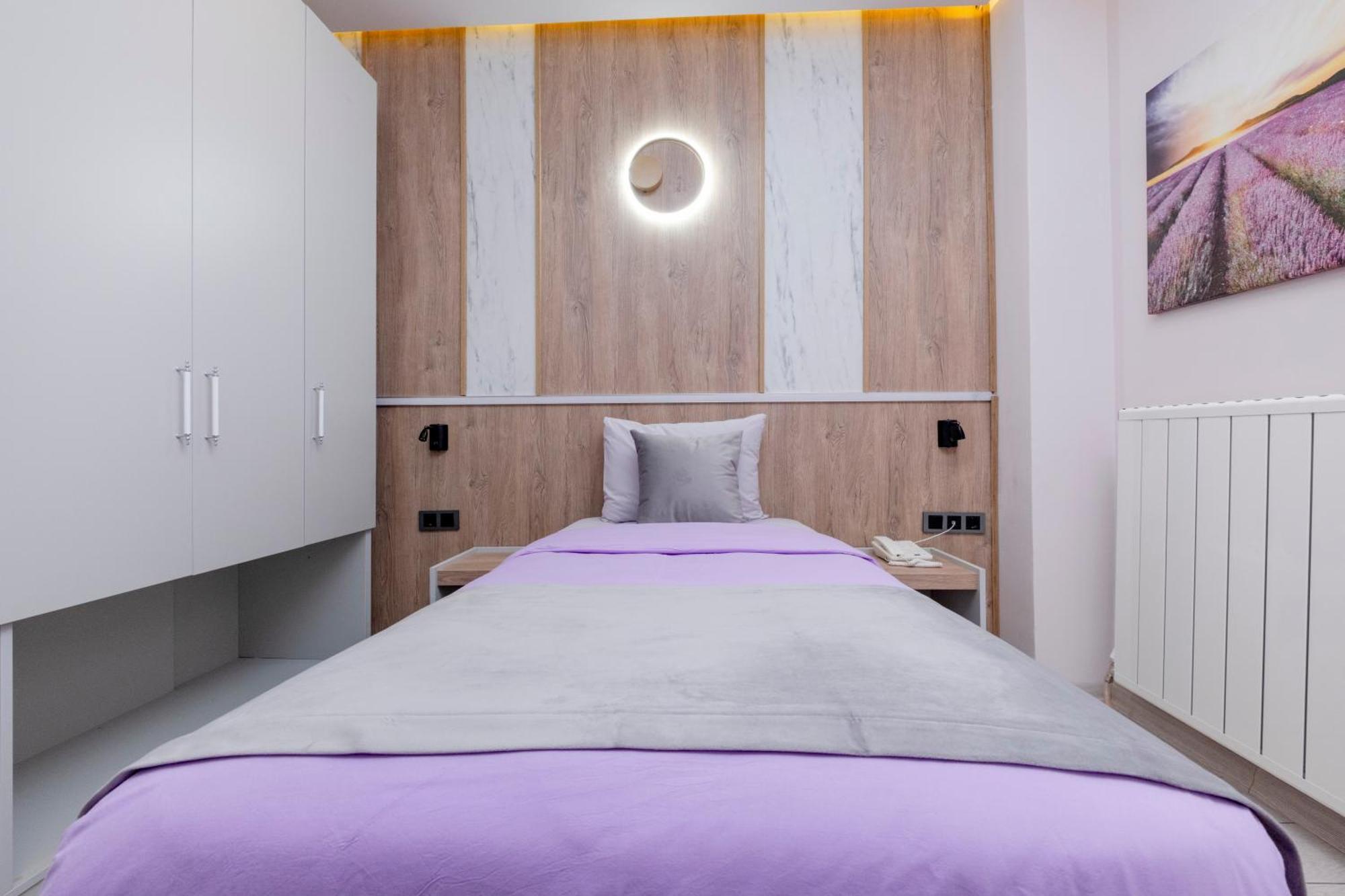 Lavender Airport Hotel Arnavutkoy ภายนอก รูปภาพ